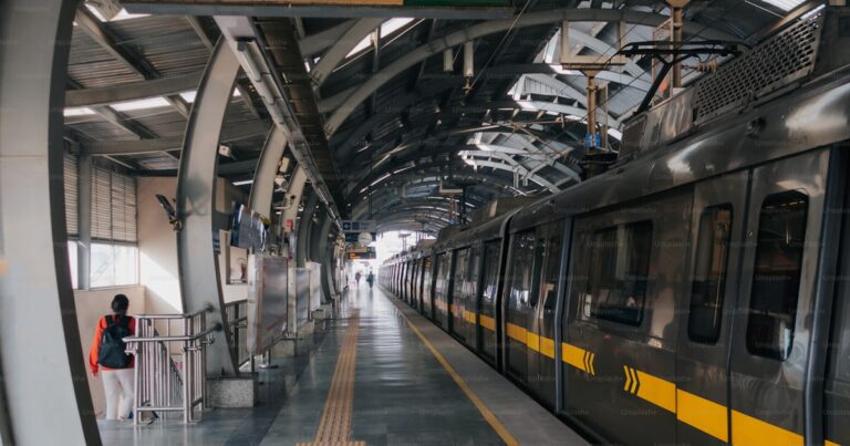 Metro Branding: Why Transit Media Delivers Daily Frequency